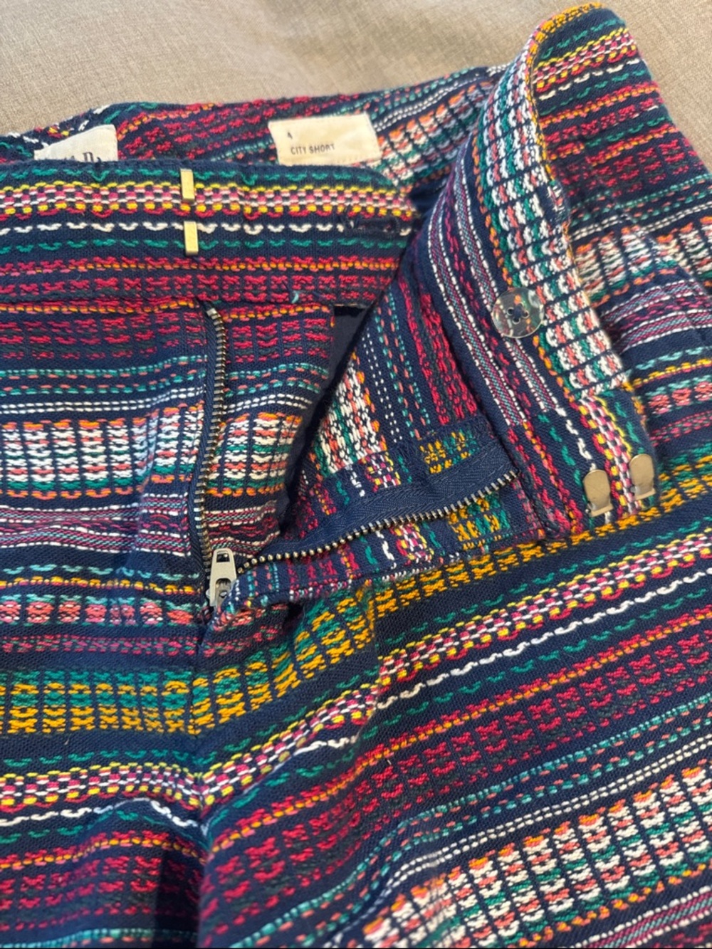 GAP Multicolor knit city shorts - Picture 3 of 4